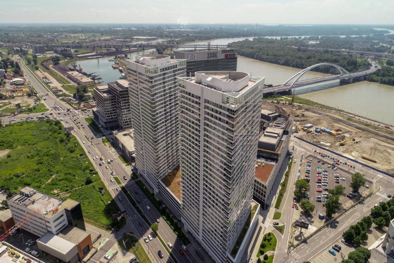 Zora Exclusive Apartment Братислава Экстерьер фото